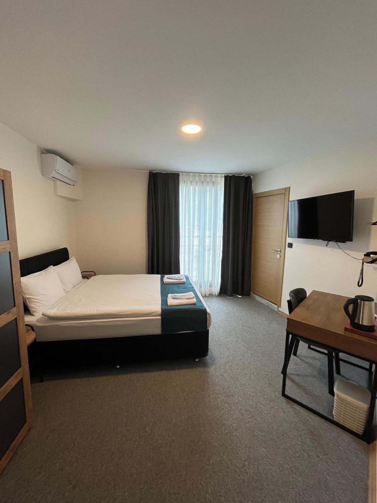 New Garden Airport Hotel Arnavutkoy Eksteriør billede