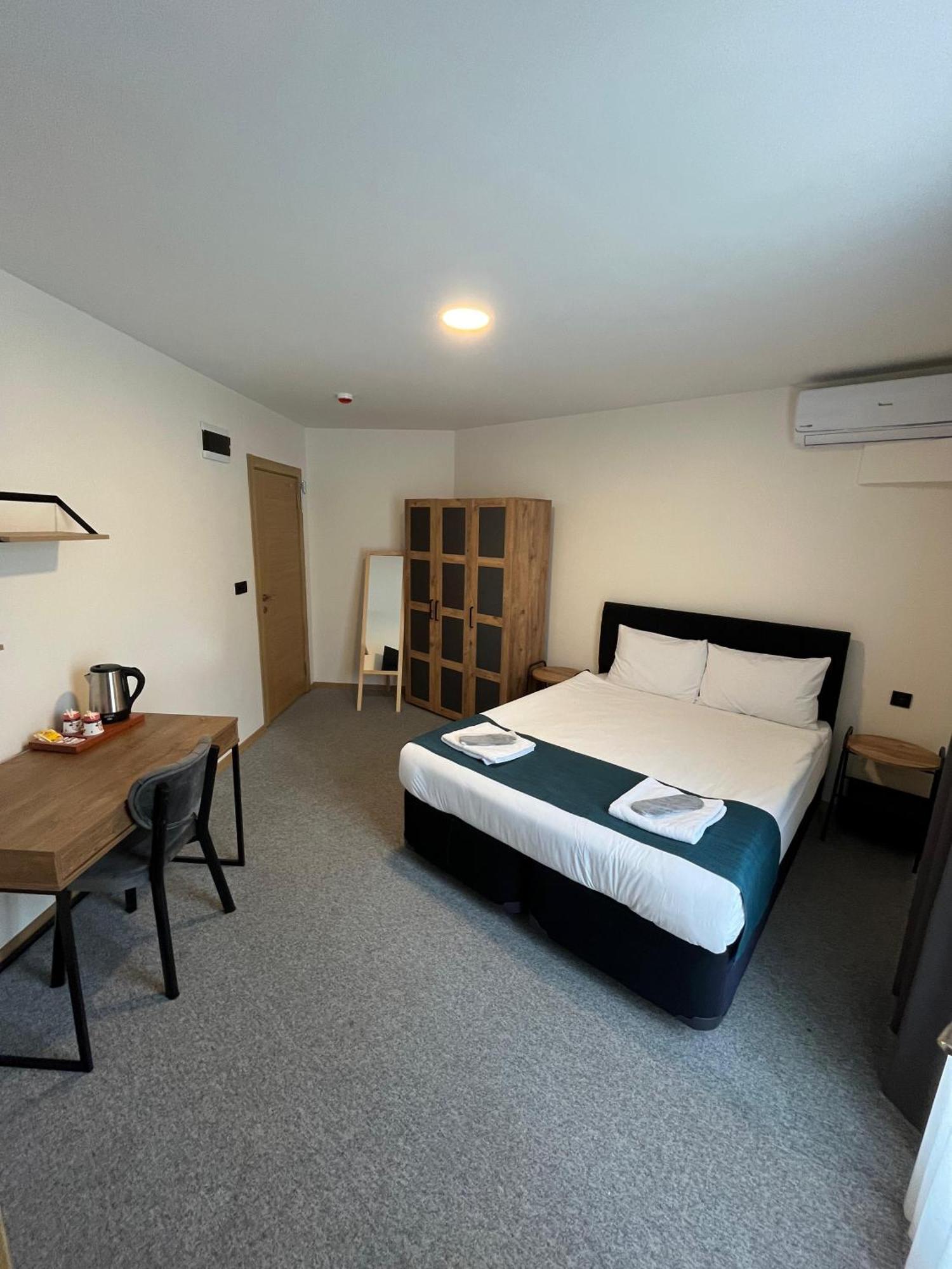 New Garden Airport Hotel Arnavutkoy Eksteriør billede