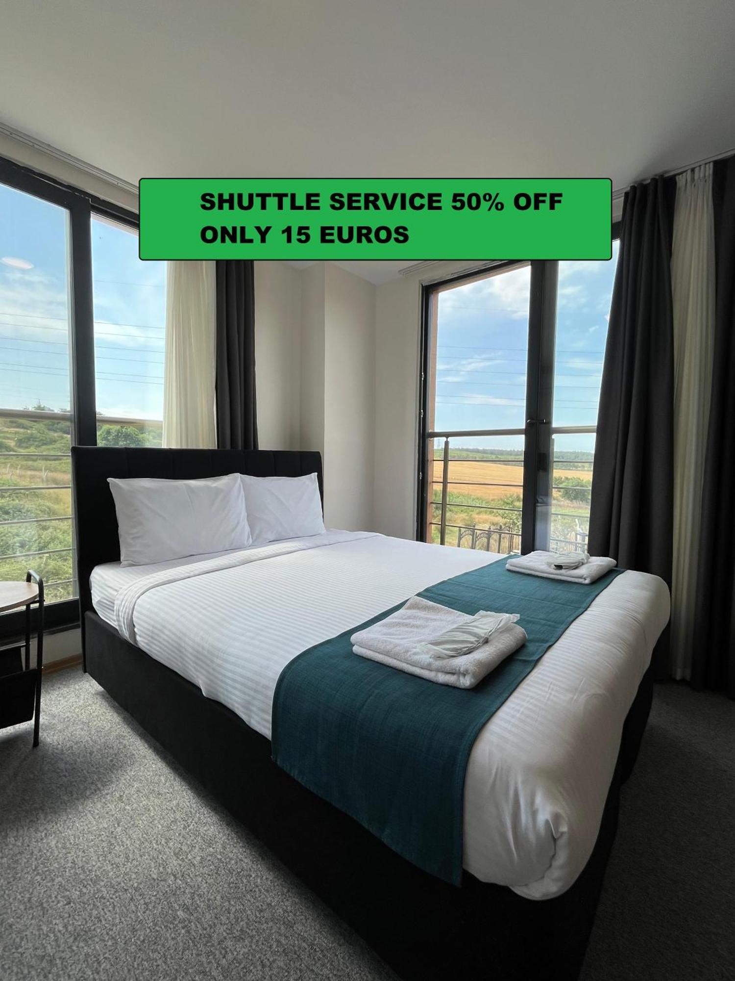 New Garden Airport Hotel Arnavutkoy Eksteriør billede